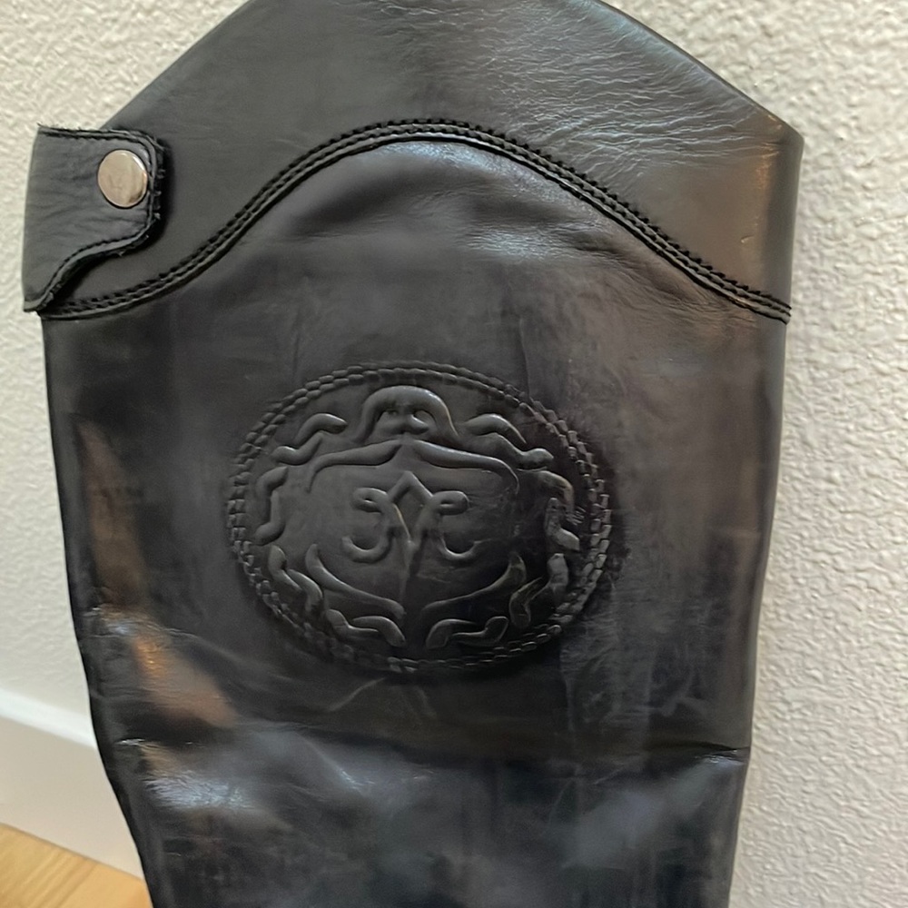 Vero. Made in Italy. Riding boots.